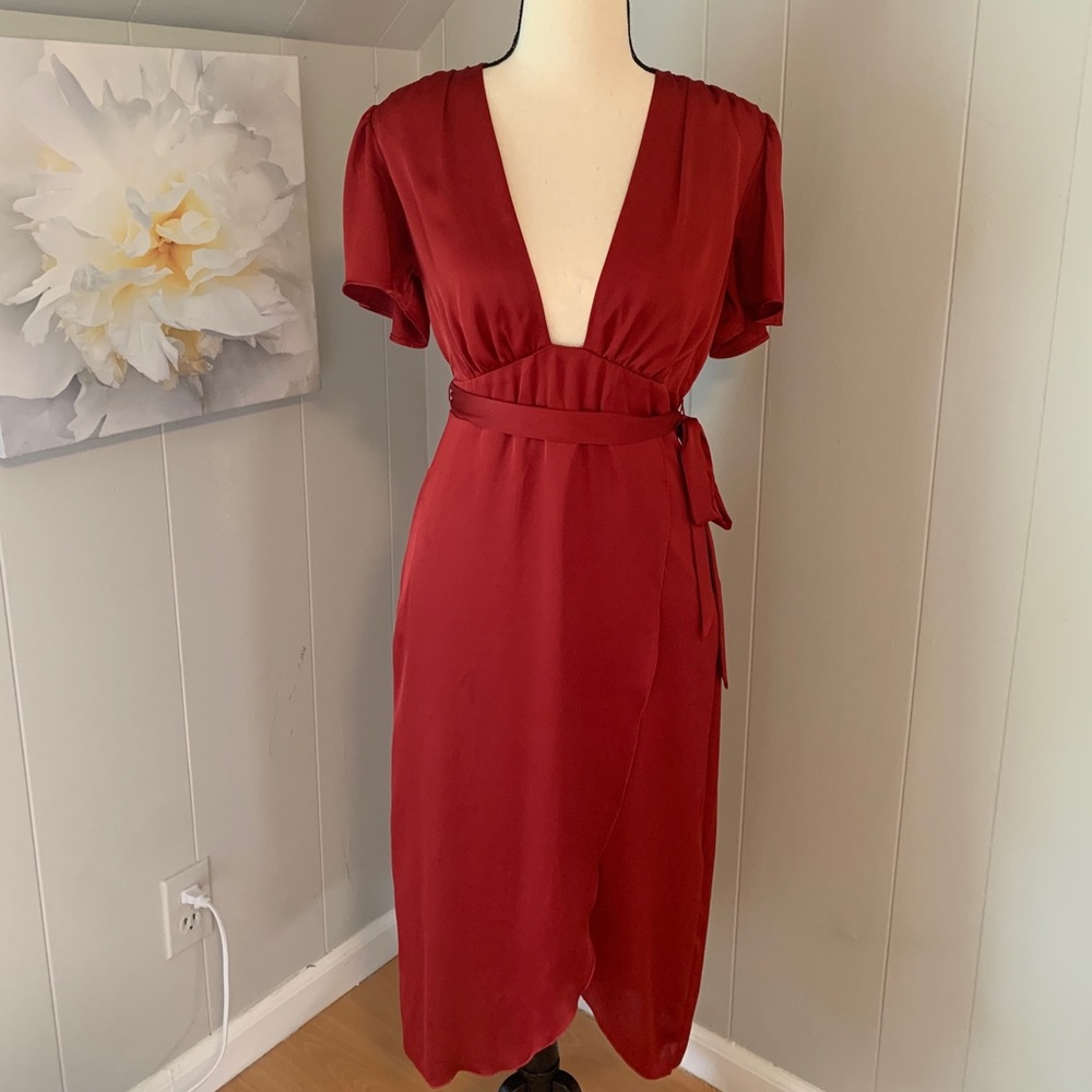 Express Deep V Midi Dress